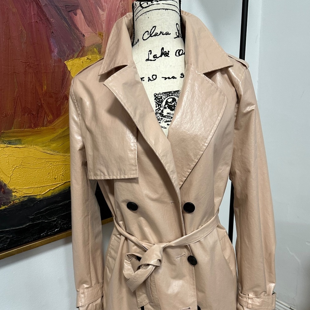 BCBG Blush pink Women’s Trenchcoat